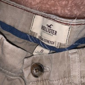 Hollister khaki shorts